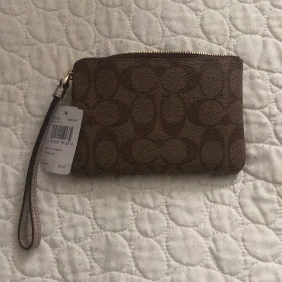 NWT authentic Coach wristlet - Picture 5 of 6